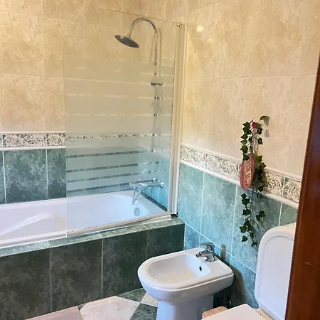 Bed & Breakfast Pink House - *