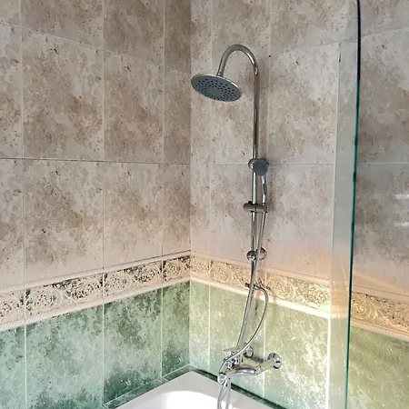 住宿加早餐酒店 Pink House - *