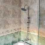 Panzió Pink House - *
